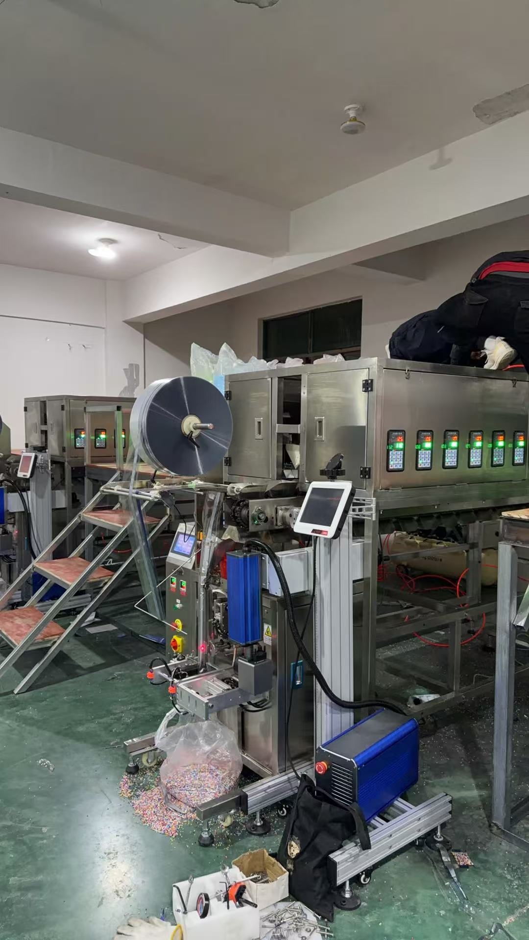 顆粒高速下料24連包拼豆定量包裝機廠家