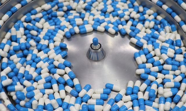 醫(yī)藥行業(yè)分化加??！多藥企業(yè)績預(yù)虧，但這家增超116%