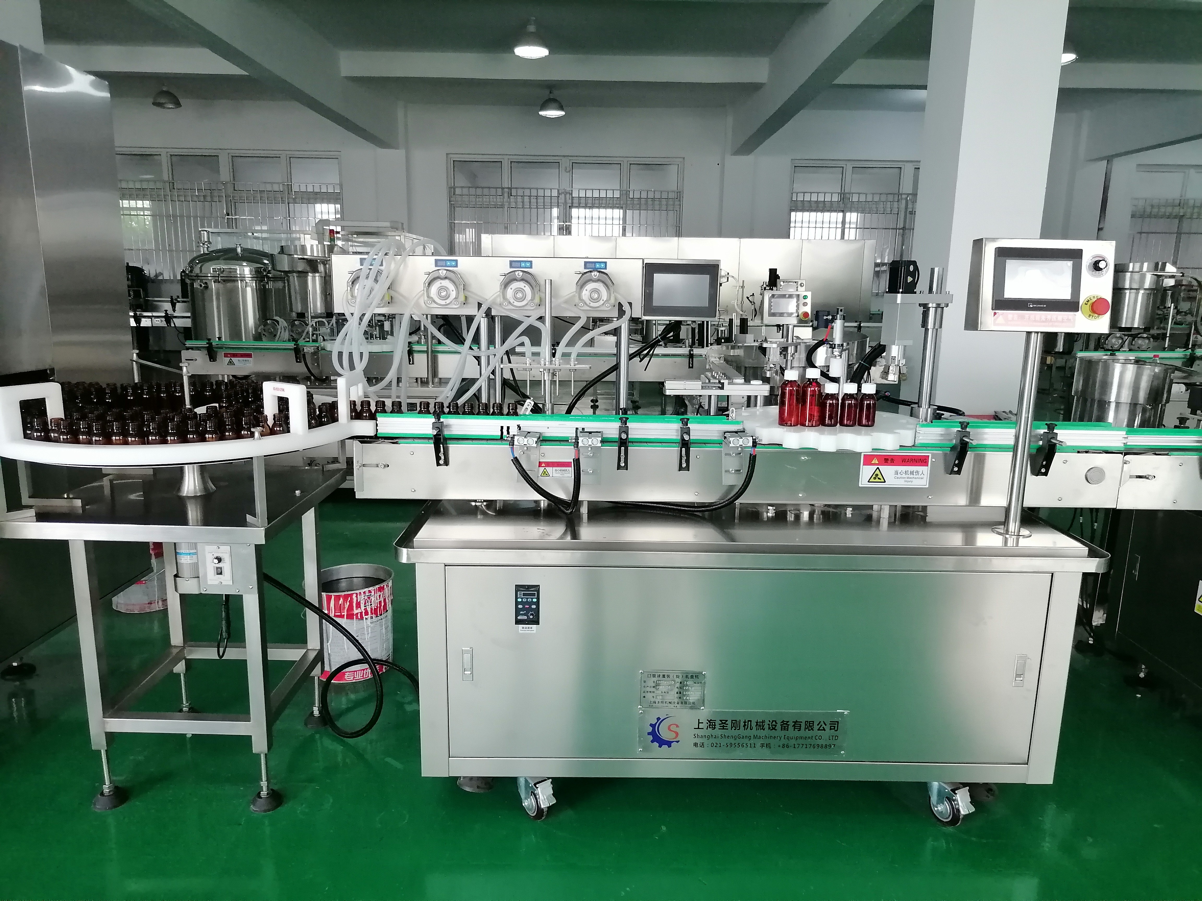 上海市圣剛高速口服液灌裝機批量交付，助力客戶旺季生產