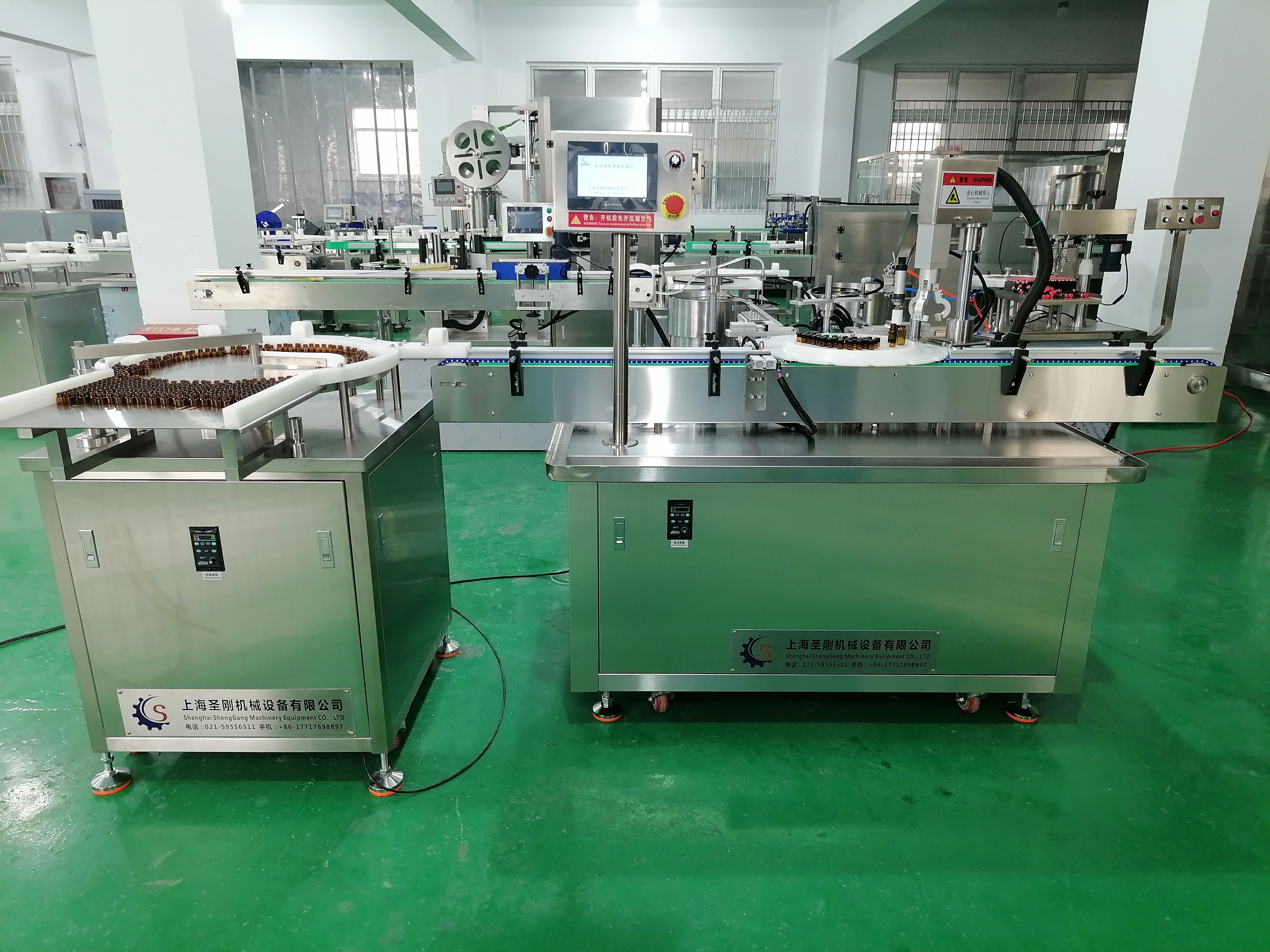 赋能医药生产，我司西林瓶灌装机助力企业降本增效、提质升级